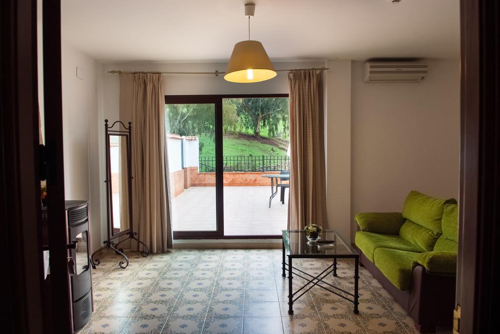 Cardeña Apartamentos La Venta Del Charco חדר תמונה