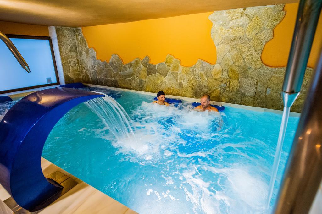 Cardeña Apartamentos La Venta Del Charco חדר תמונה