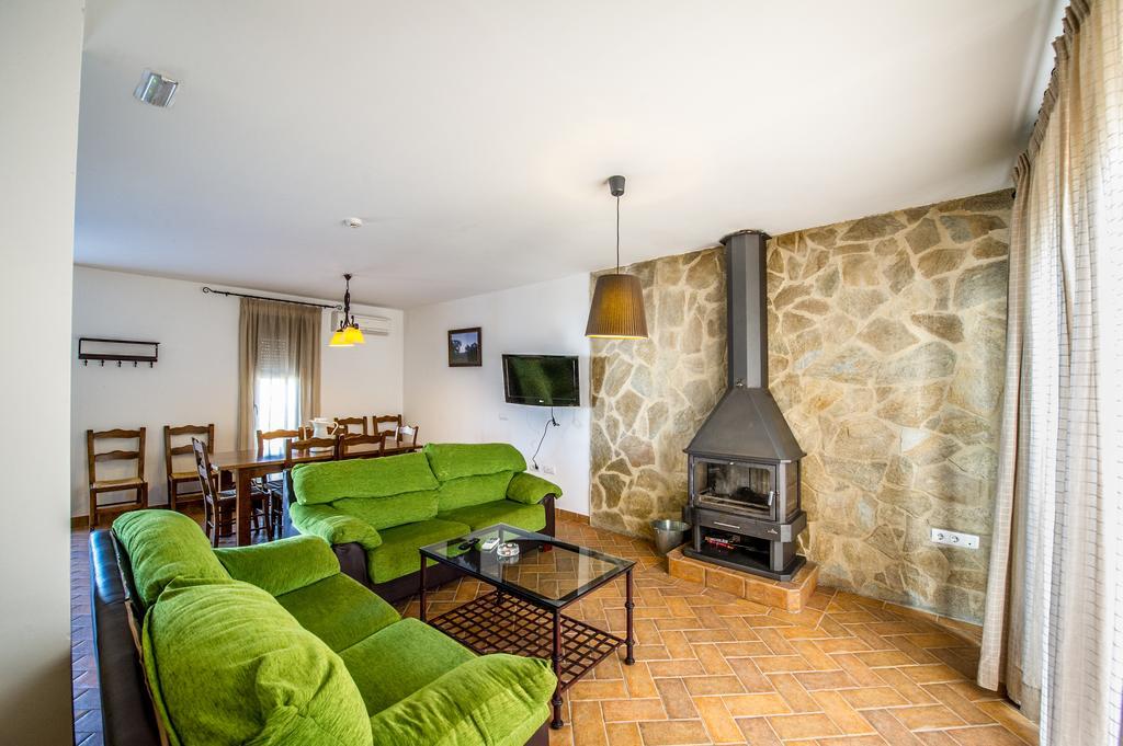 Cardeña Apartamentos La Venta Del Charco חדר תמונה
