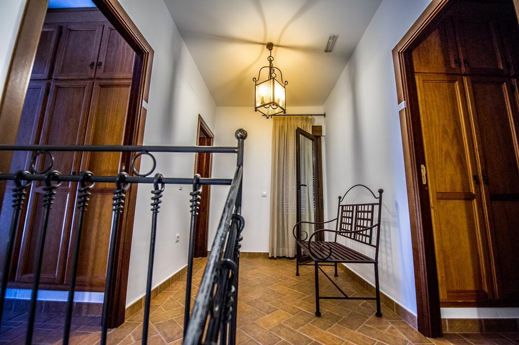 Cardeña Apartamentos La Venta Del Charco חדר תמונה