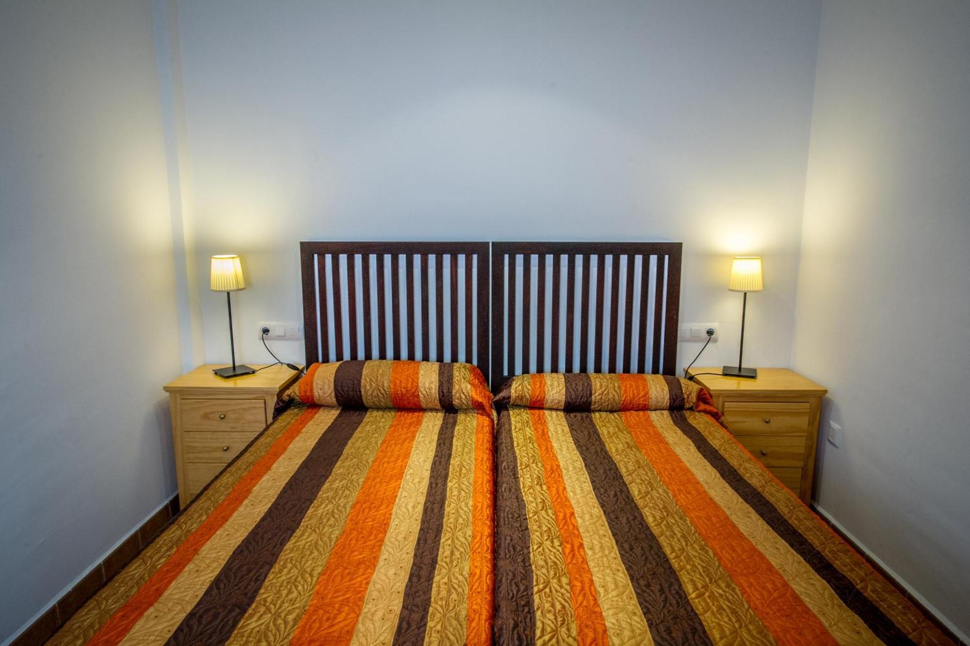 Cardeña Apartamentos La Venta Del Charco מראה חיצוני תמונה