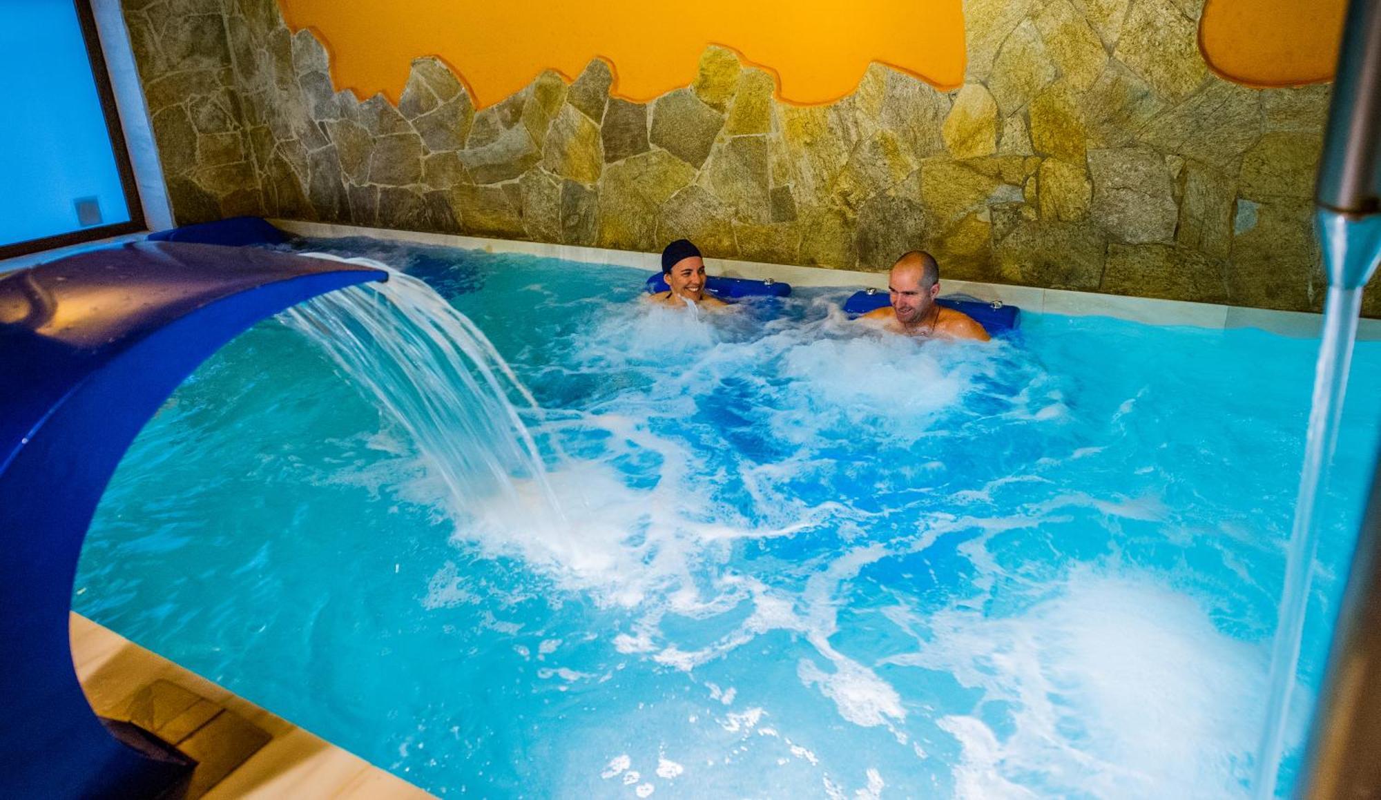 Cardeña Apartamentos La Venta Del Charco חדר תמונה